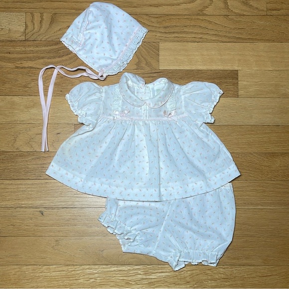 VINTAGE VGUC Heirloom Rosebud Blouse Bloomer Bonnet 3 Piece Set